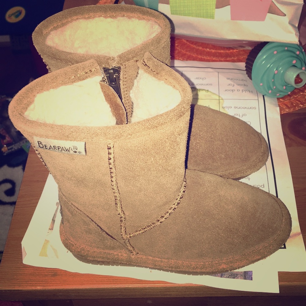 Toddler girls bear paw boots 9